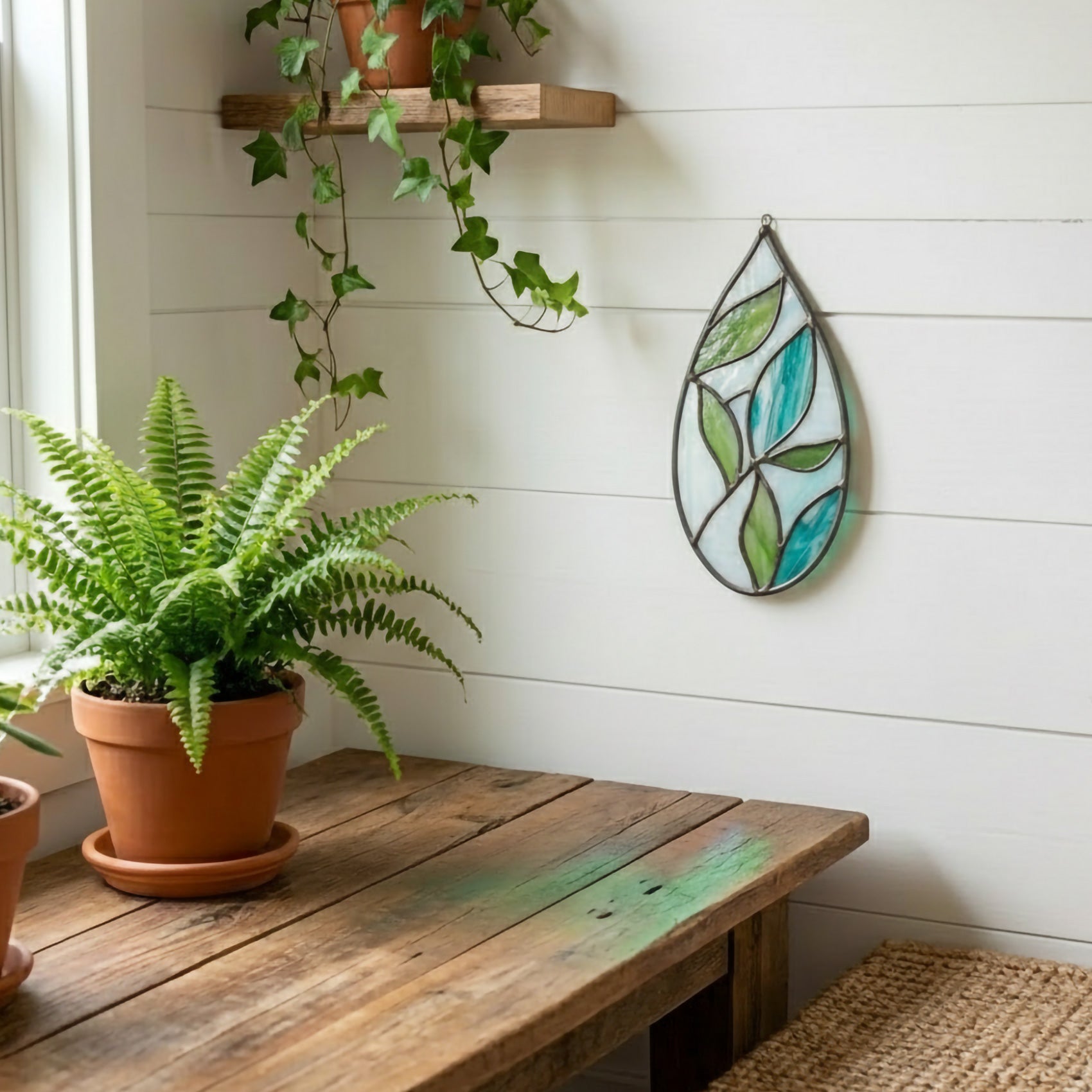 Teardrop Plant Stained Glass Leaves Pattern